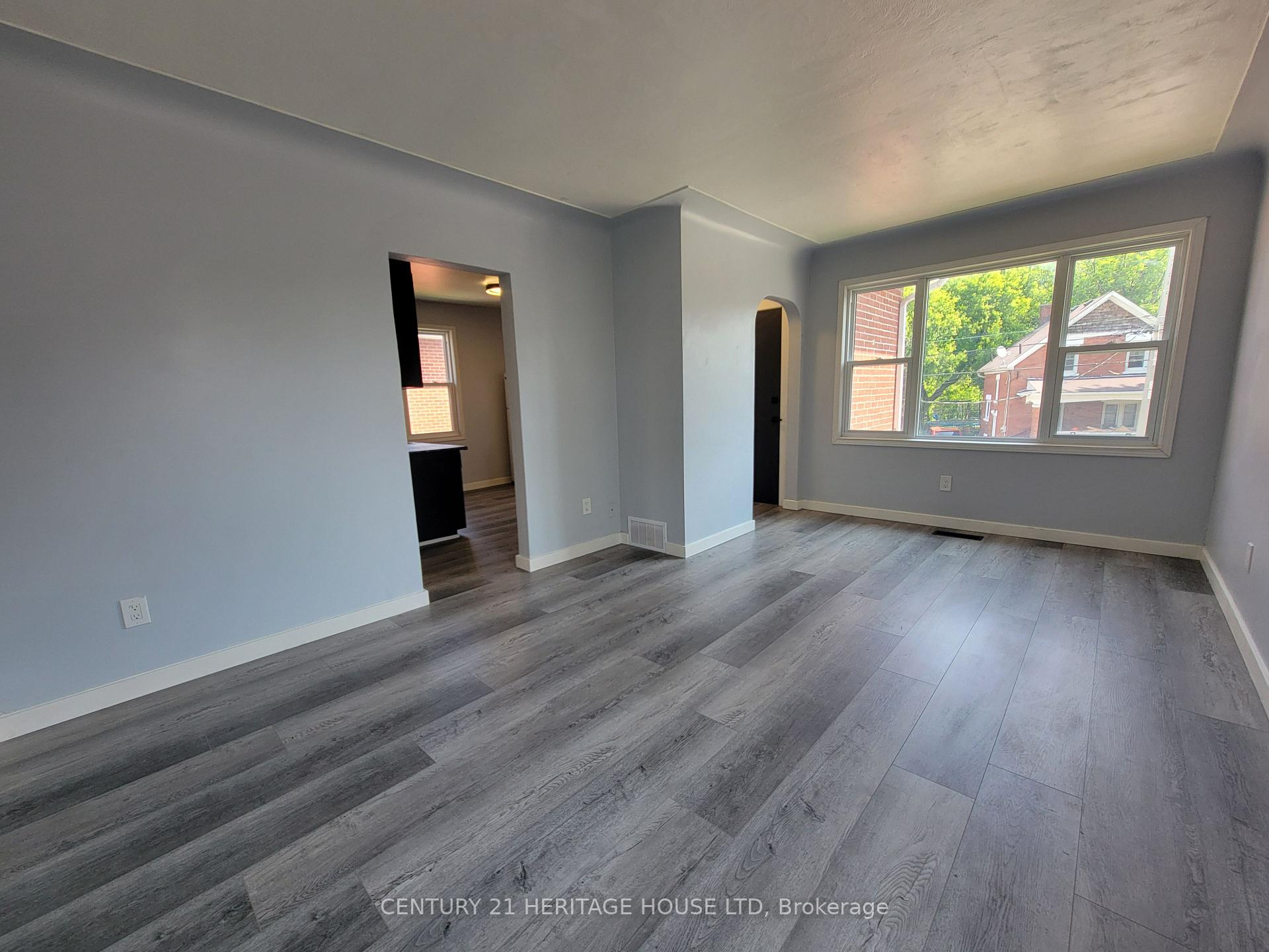 Photo 7 of Unit 3, 11 Strange Street, Kitchener — HOMEH