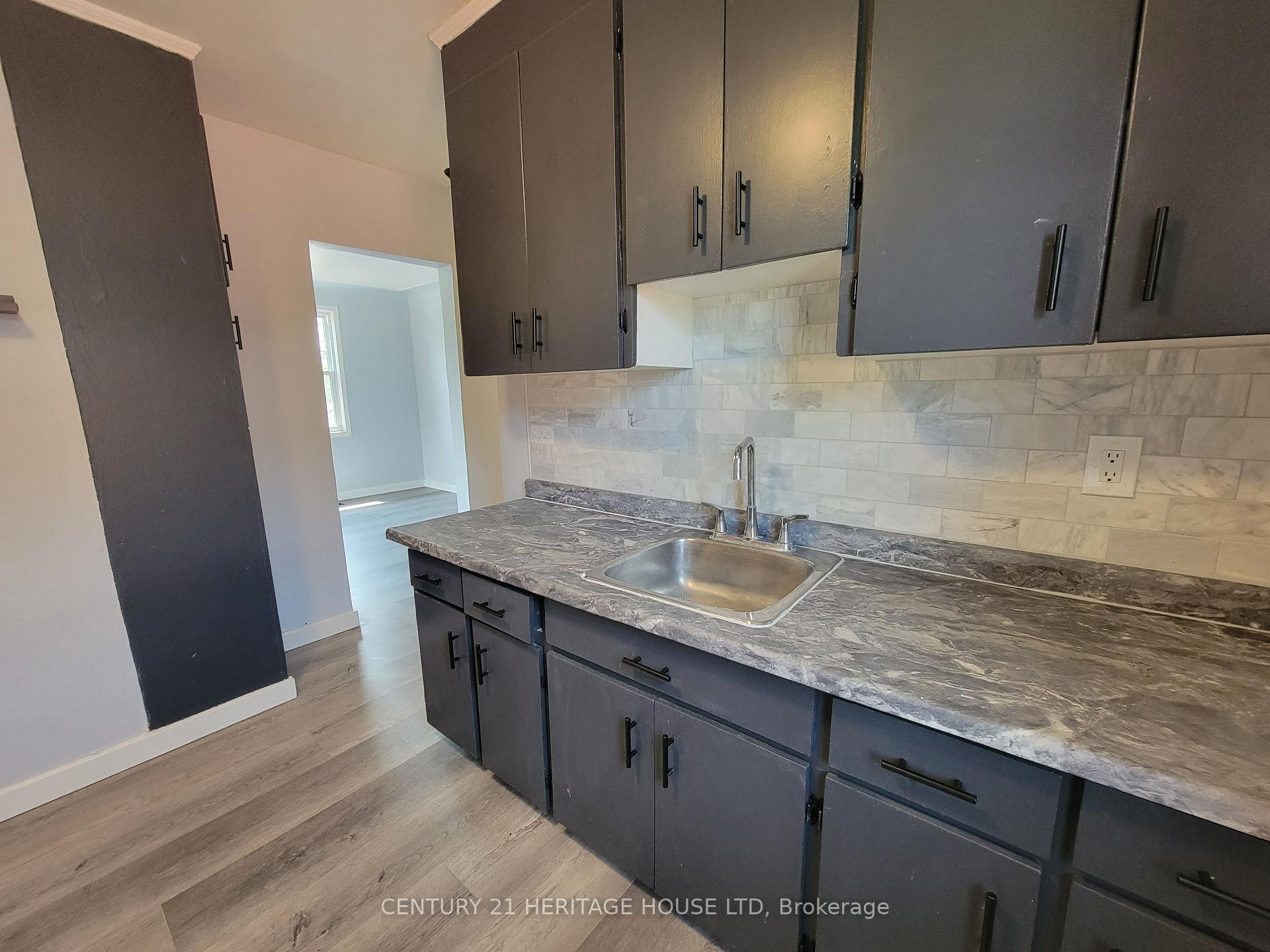 Photo 11 of Unit 3, 11 Strange Street, Kitchener — HOMEH