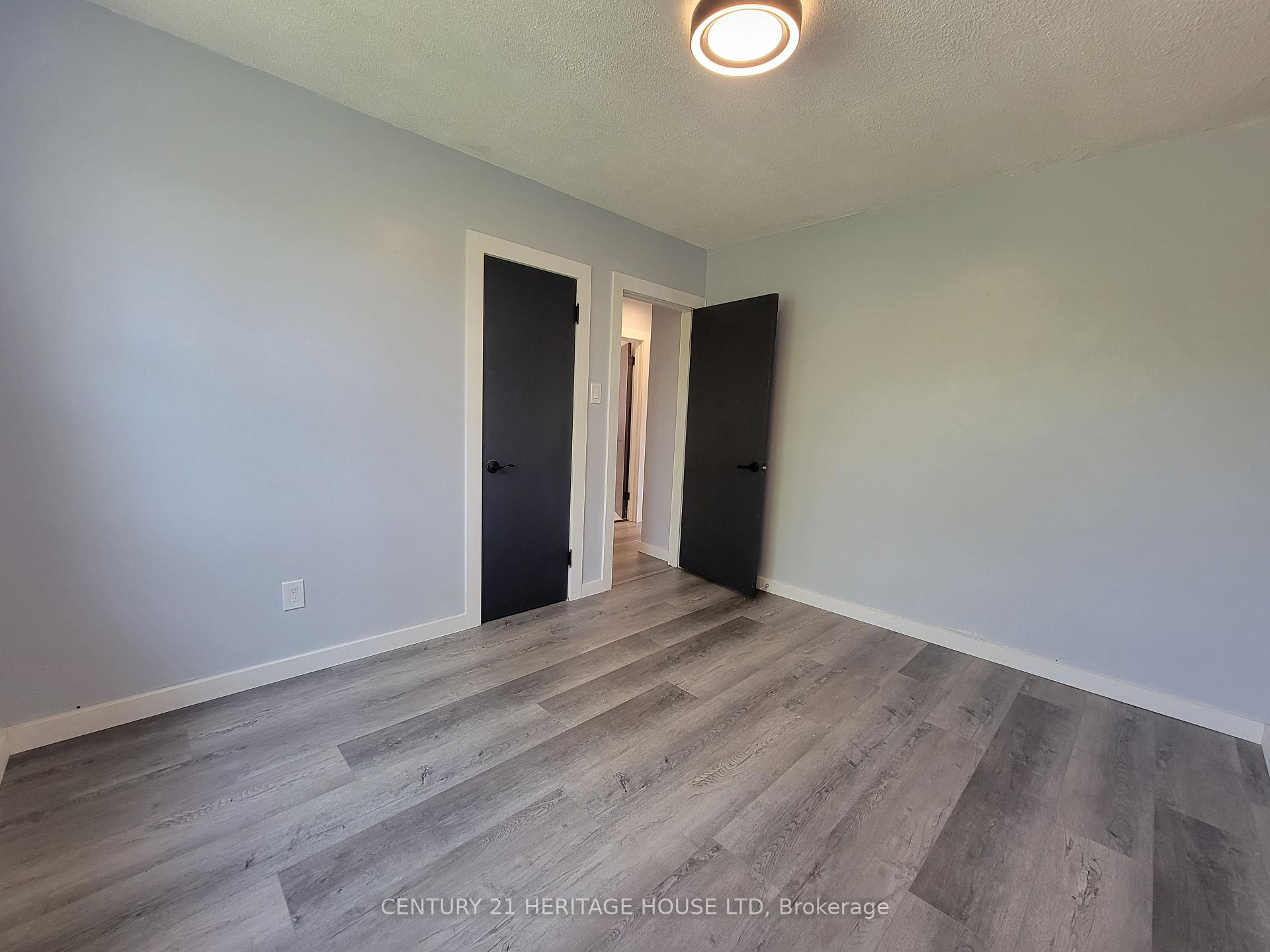 Photo 18 of Unit 3, 11 Strange Street, Kitchener — HOMEH