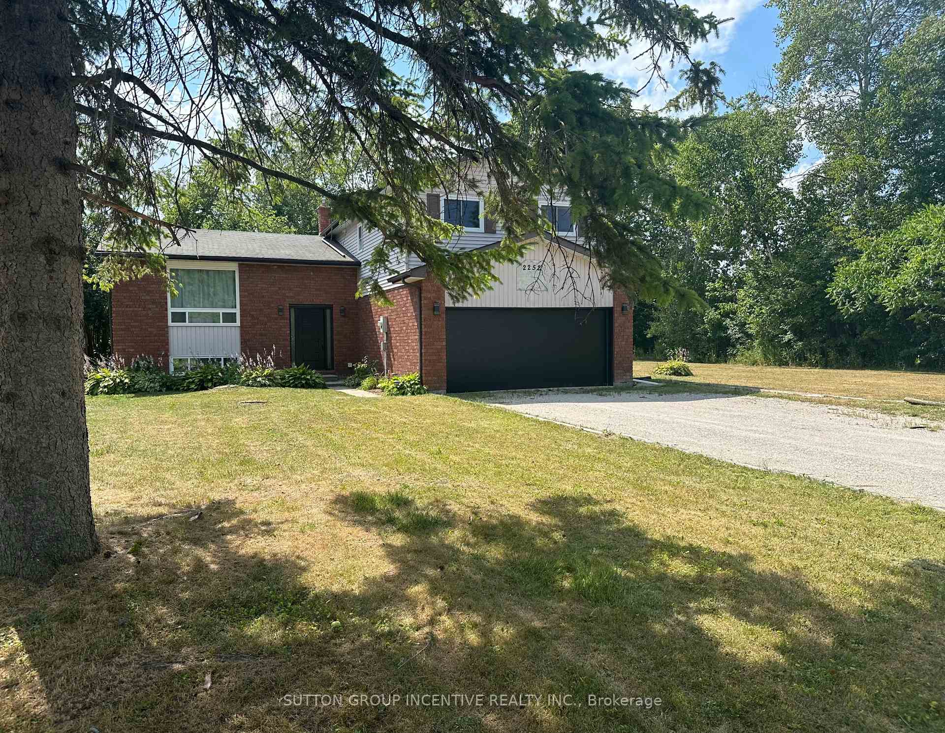 Photo 1 of 2252 Richard Street, Innisfil, Alcona — HOMEH