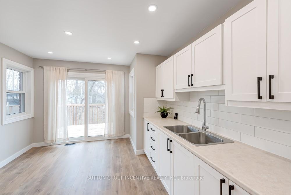 Photo 10 of 2252 Richard Street, Innisfil, Alcona — HOMEH