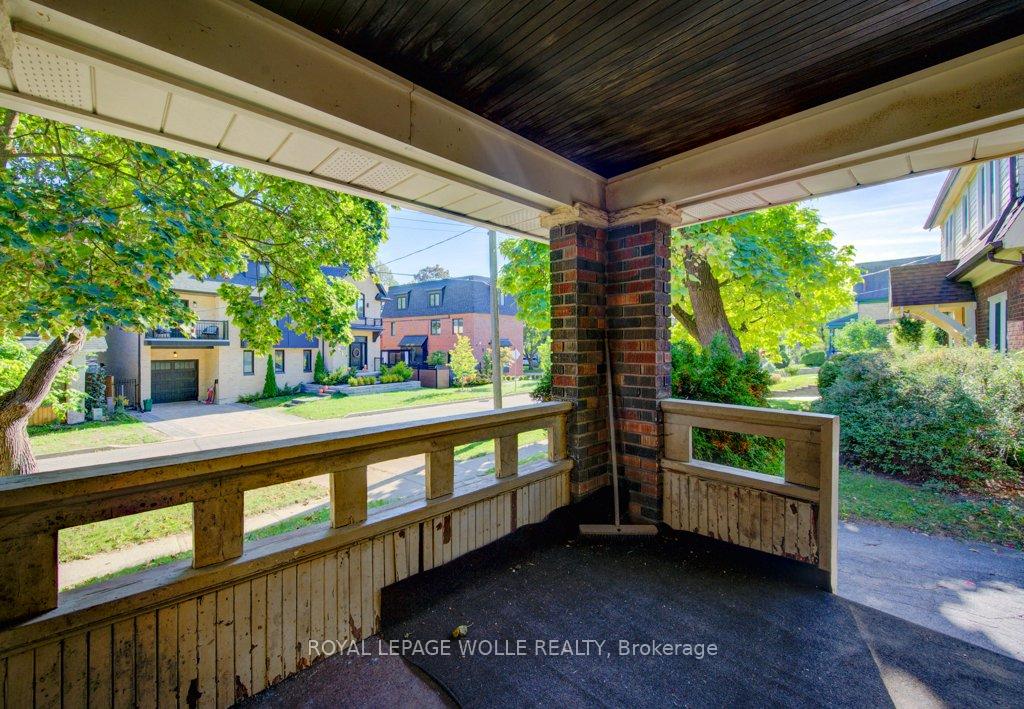 Photo 6 of 106 Mansion Street, Kitchener — HOMEH