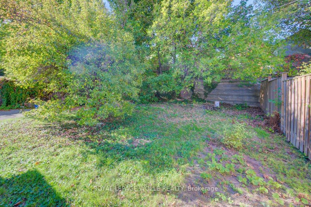 Photo 32 of 106 Mansion Street, Kitchener — HOMEH