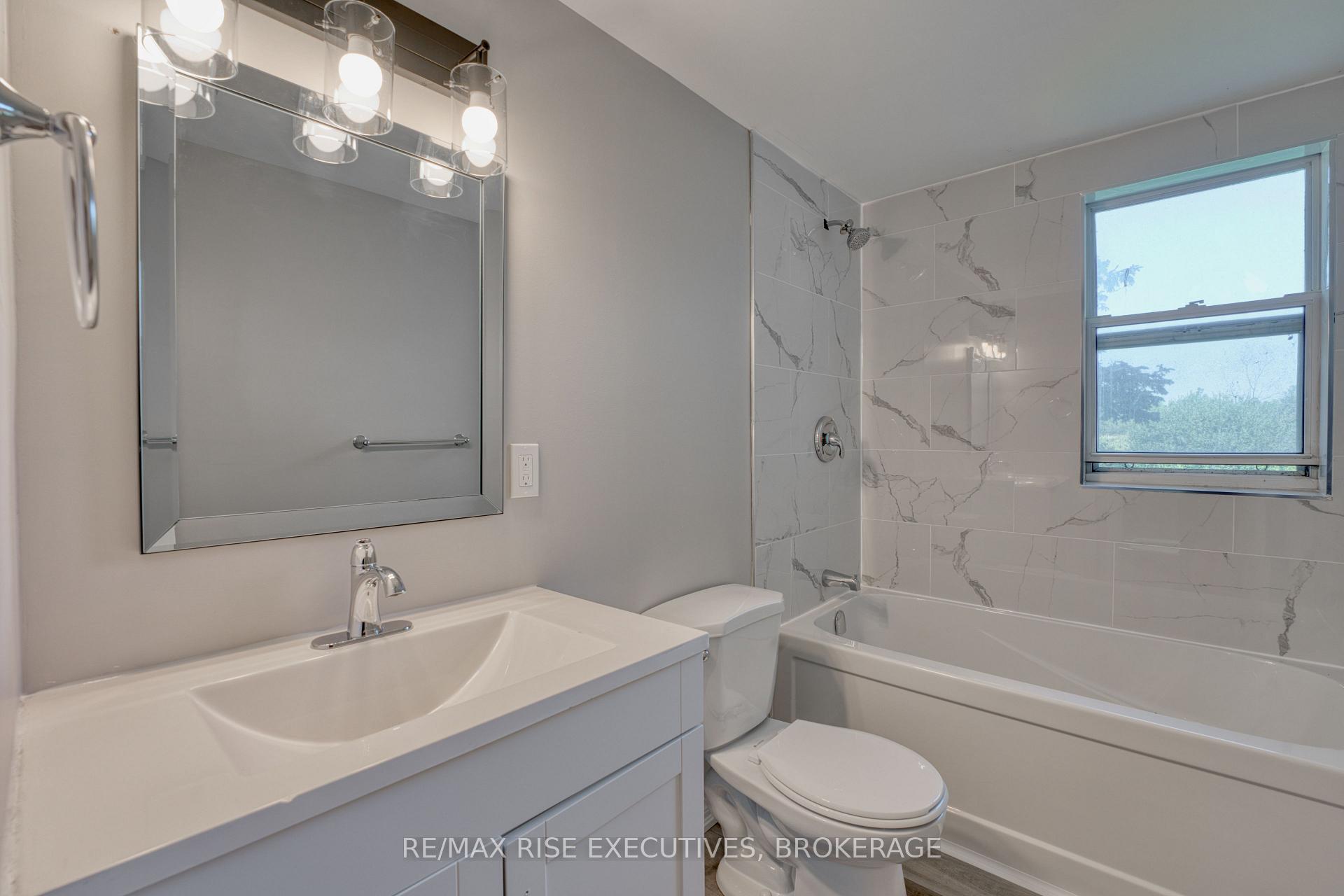 Photo 10 of 260 Eunice Street, Kingston, City Northwest — HOMEH