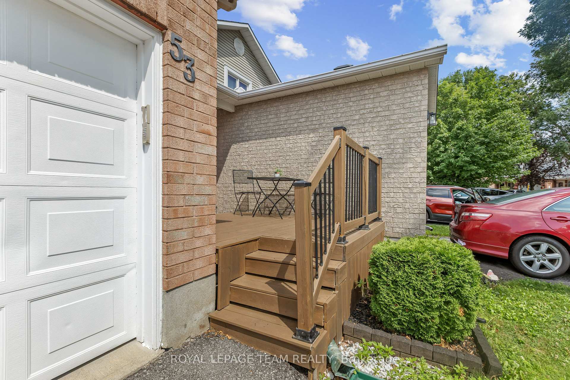 Photo 6 of 53 Kimbolton Crescent, Ottawa, Kanata - Morgan's Grant/South March — HOMEH
