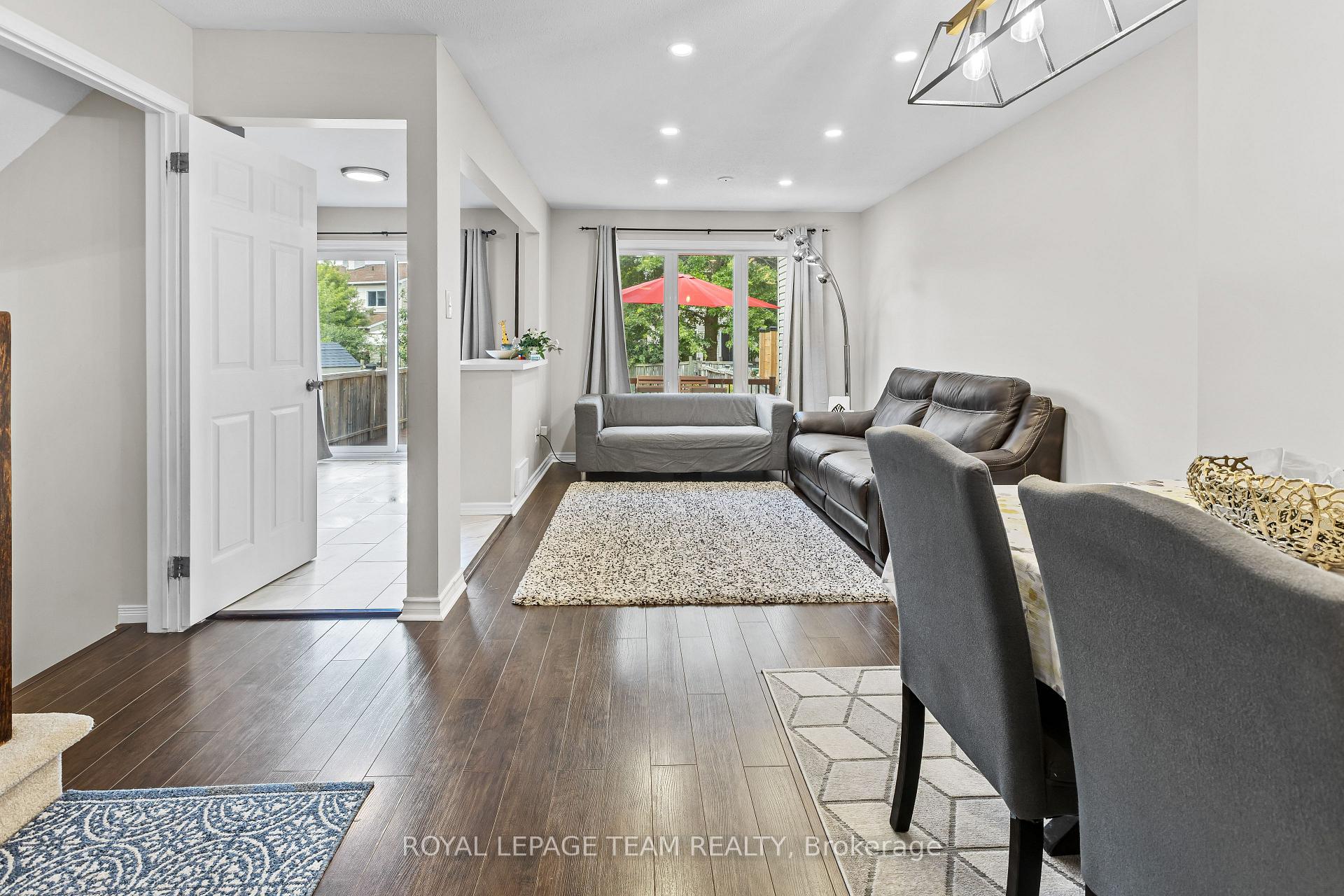 Photo 12 of 53 Kimbolton Crescent, Ottawa, Kanata - Morgan's Grant/South March — HOMEH