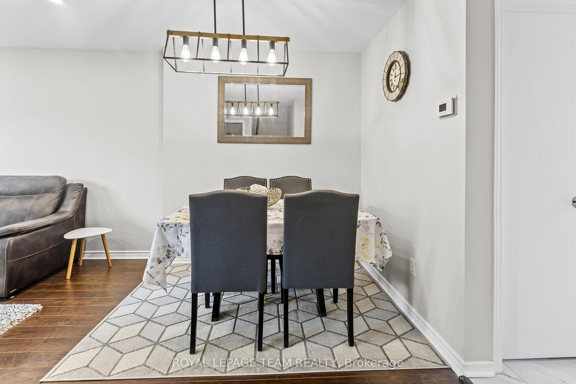 Photo 15 of 53 Kimbolton Crescent, Ottawa, Kanata - Morgan's Grant/South March — HOMEH
