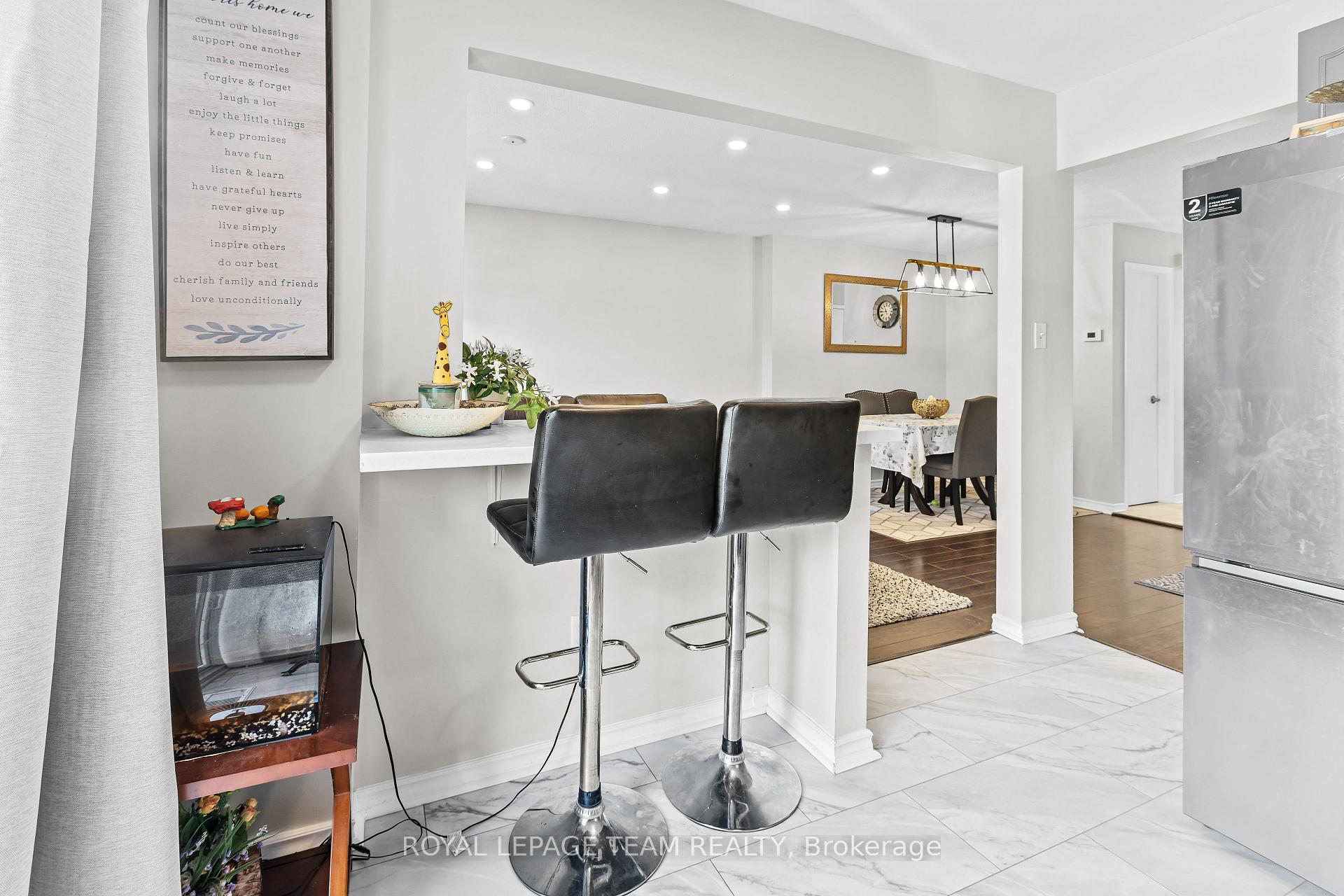 Photo 19 of 53 Kimbolton Crescent, Ottawa, Kanata - Morgan's Grant/South March — HOMEH