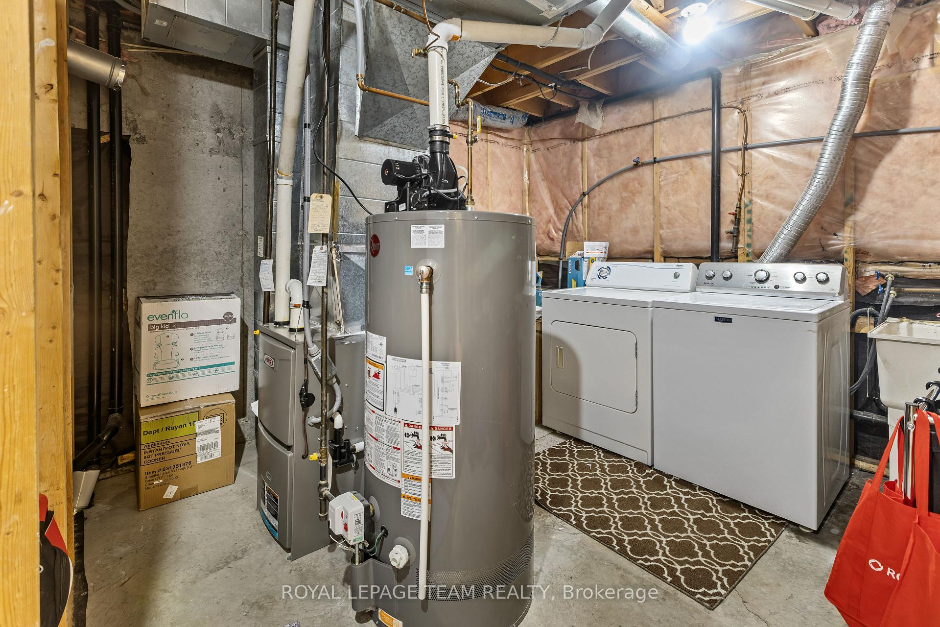 Photo 34 of 53 Kimbolton Crescent, Ottawa, Kanata - Morgan's Grant/South March — HOMEH