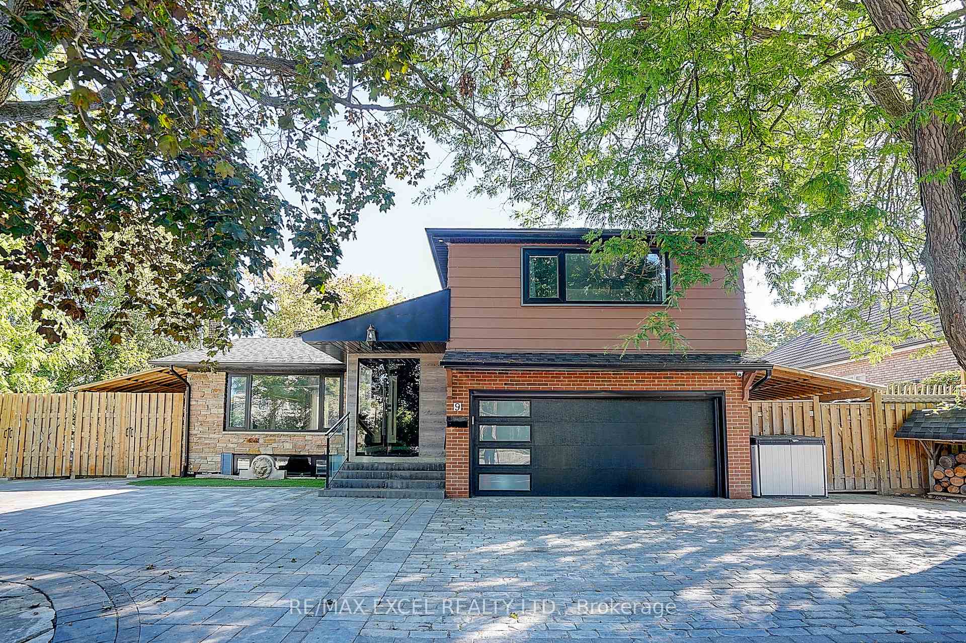Photo 1 of 9 Oakcrest Avenue, Markham, Village Green-South Unionville — HOMEH