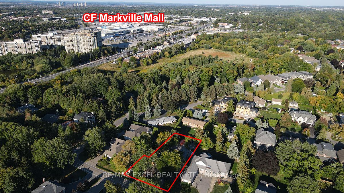 Photo 5 of 9 Oakcrest Avenue, Markham, Village Green-South Unionville — HOMEH