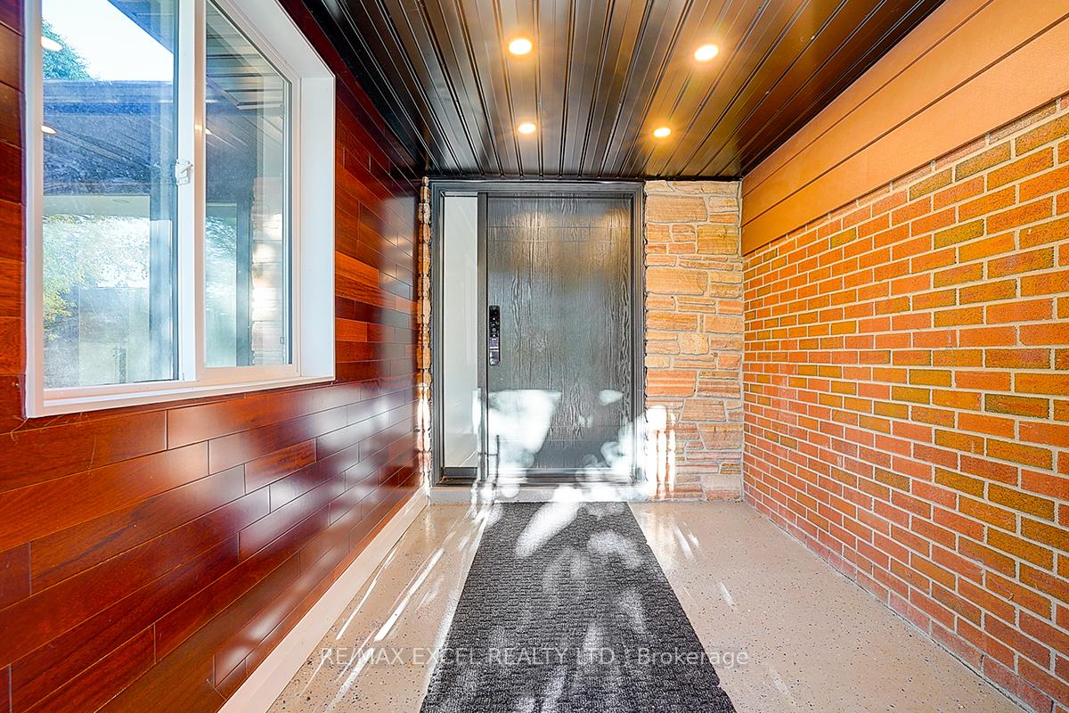 Photo 9 of 9 Oakcrest Avenue, Markham, Village Green-South Unionville — HOMEH