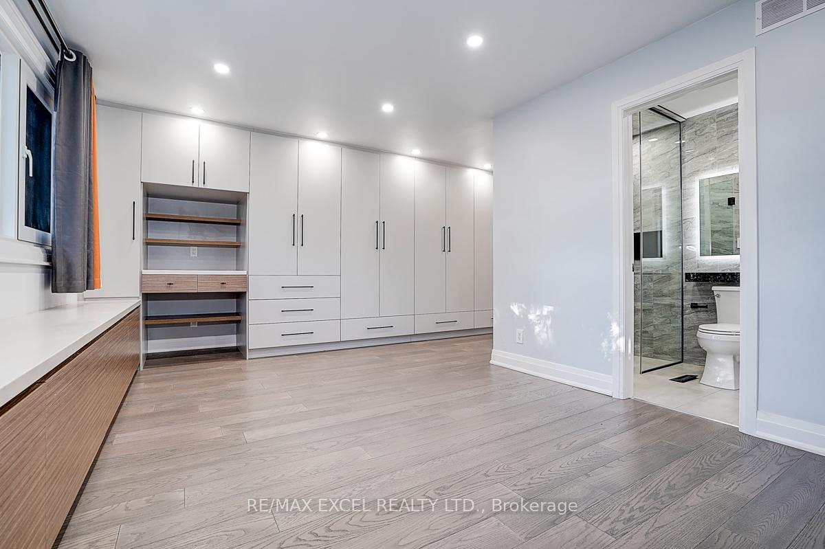 Photo 22 of 9 Oakcrest Avenue, Markham, Village Green-South Unionville — HOMEH