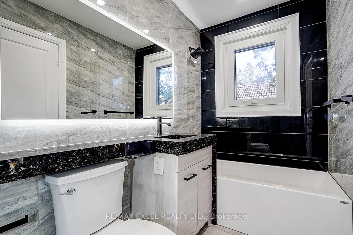 Photo 26 of 9 Oakcrest Avenue, Markham, Village Green-South Unionville — HOMEH