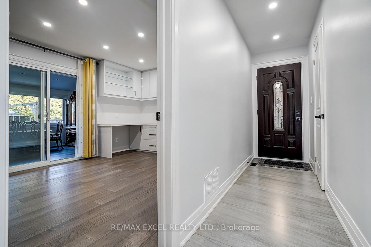 Photo 34 of 9 Oakcrest Avenue, Markham, Village Green-South Unionville — HOMEH