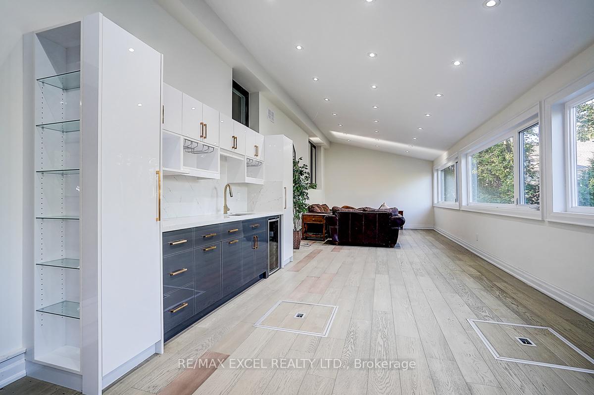 Photo 37 of 9 Oakcrest Avenue, Markham, Village Green-South Unionville — HOMEH