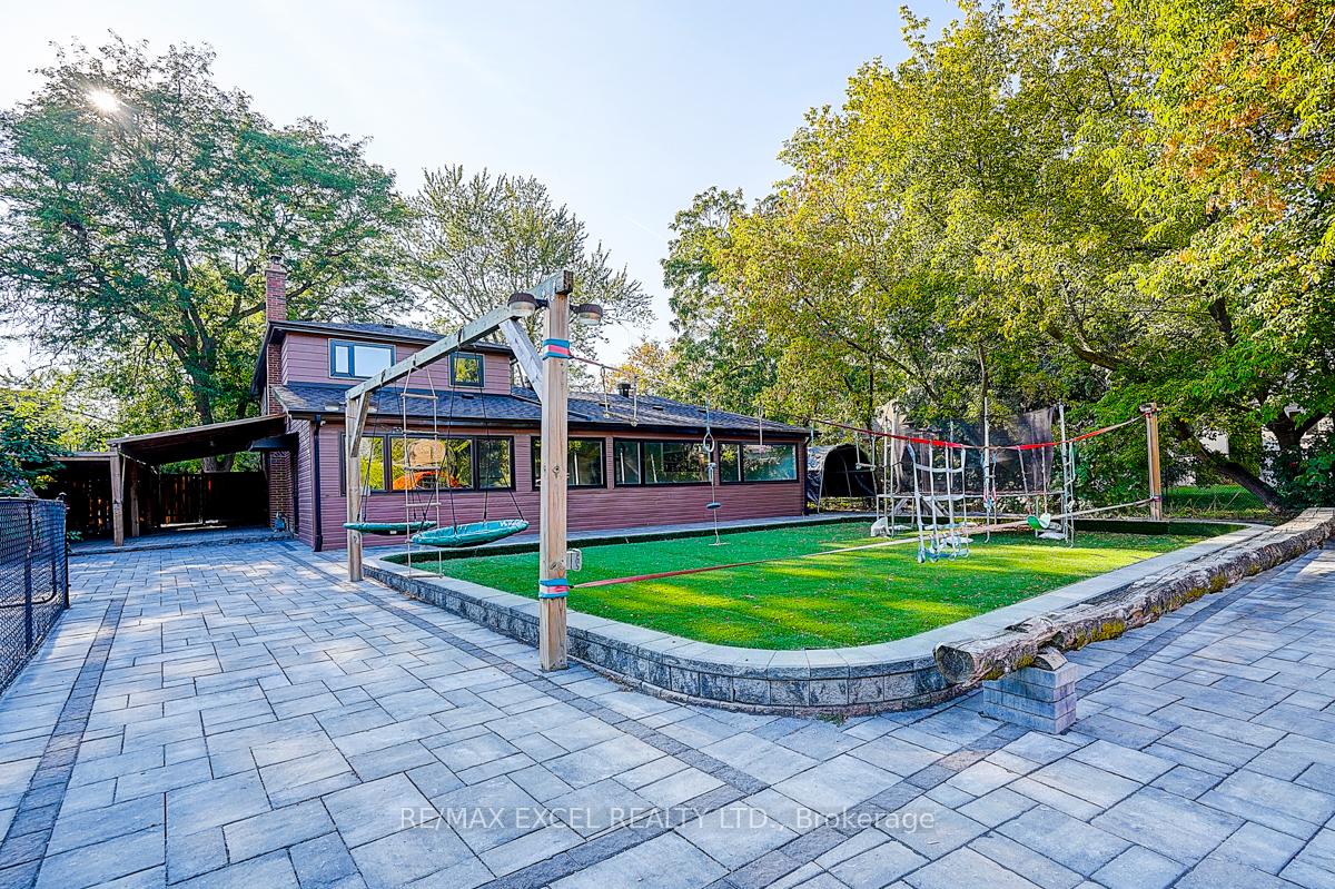 Photo 49 of 9 Oakcrest Avenue, Markham, Village Green-South Unionville — HOMEH