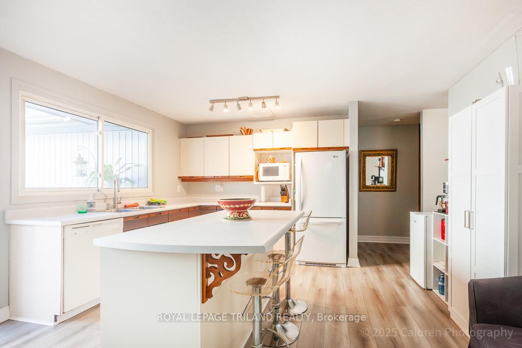 Photo 14 of 23 Crabtree Avenue, London, North F — HOMEH