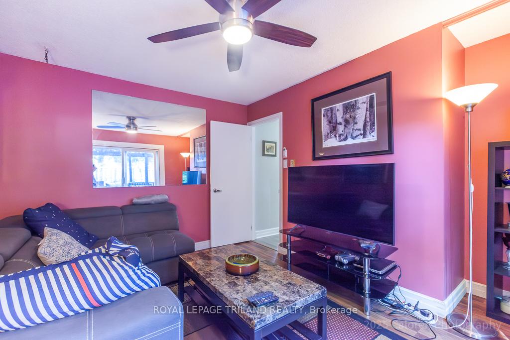 Photo 22 of 23 Crabtree Avenue, London, North F — HOMEH