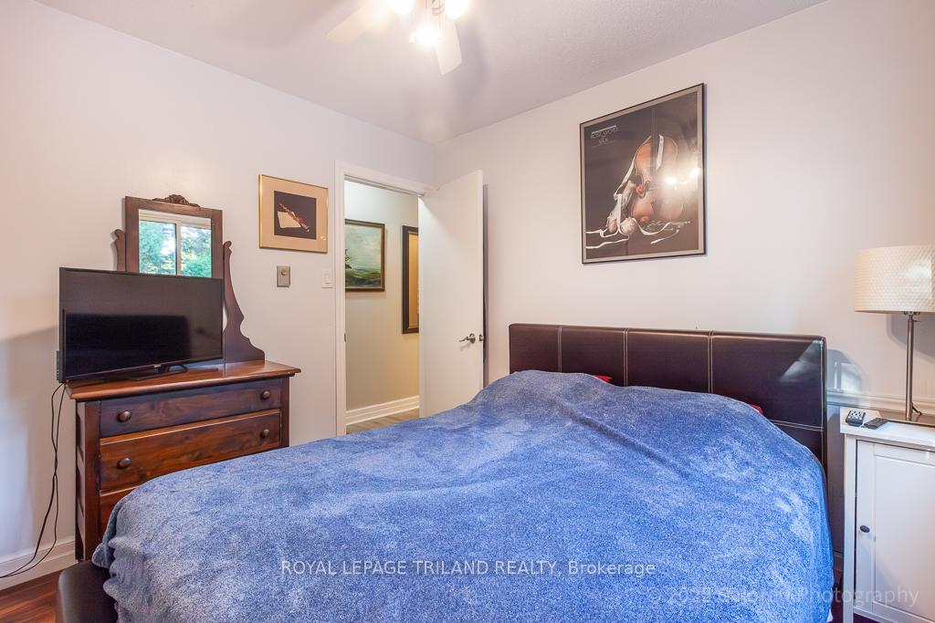 Photo 25 of 23 Crabtree Avenue, London, North F — HOMEH