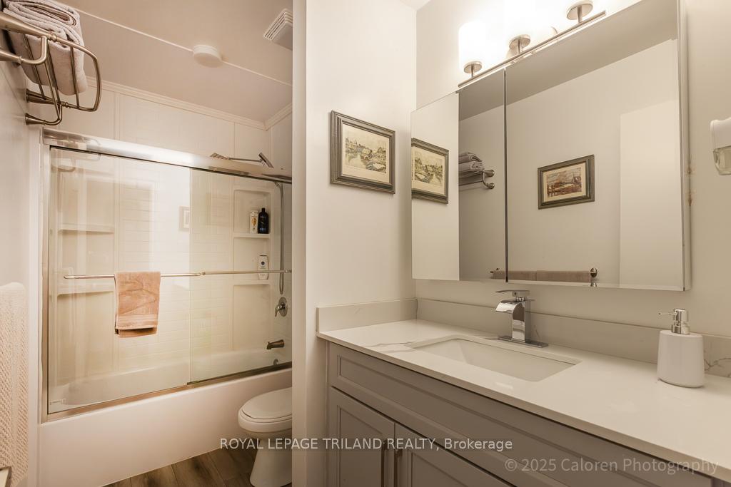 Photo 27 of 23 Crabtree Avenue, London, North F — HOMEH
