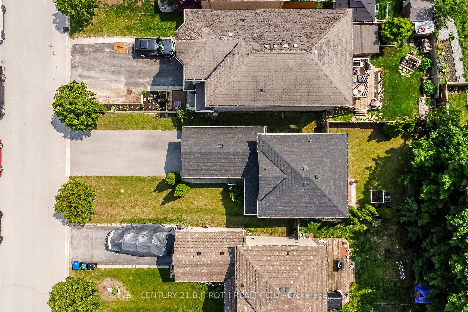 Photo 3 of 1863 Swan Street, Innisfil, Alcona — HOMEH