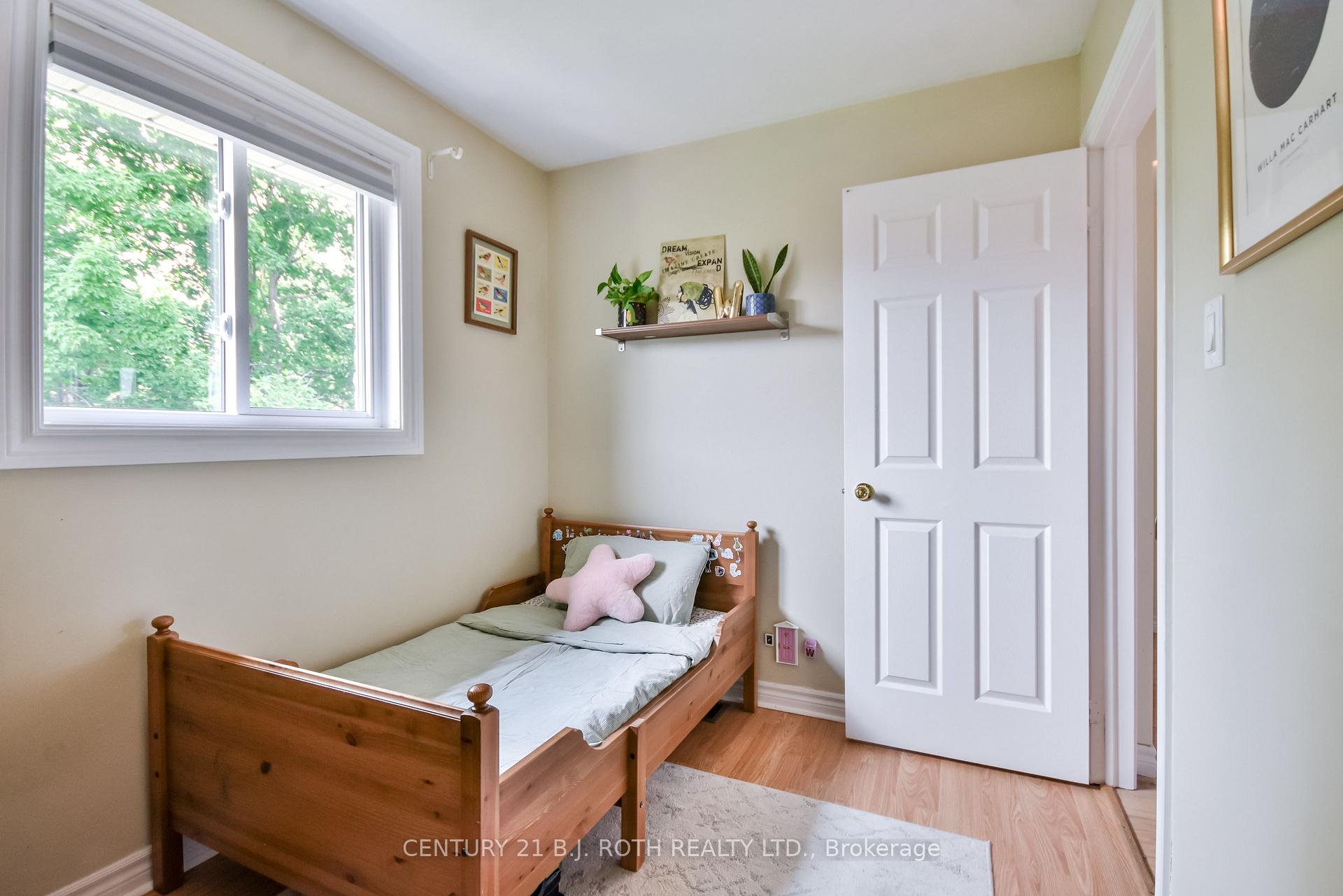 Photo 15 of 1863 Swan Street, Innisfil, Alcona — HOMEH