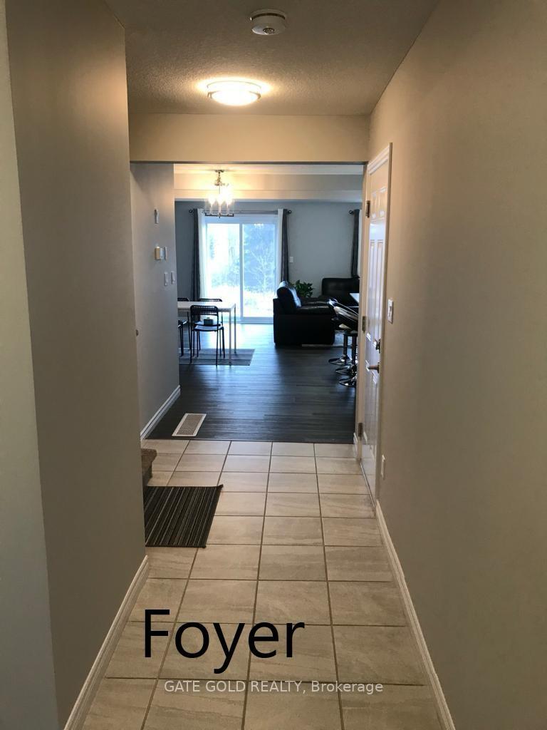 Photo 7 of 2670 Asima Drive, London, South U — HOMEH