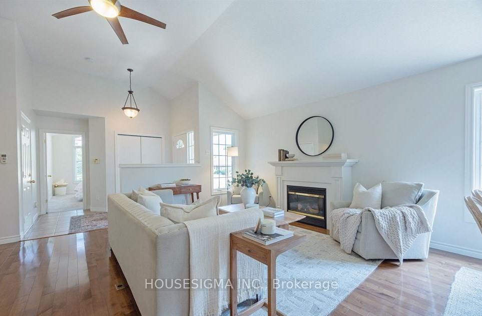 Photo 7 of 925 Silversmith Street, London, North M — HOMEH