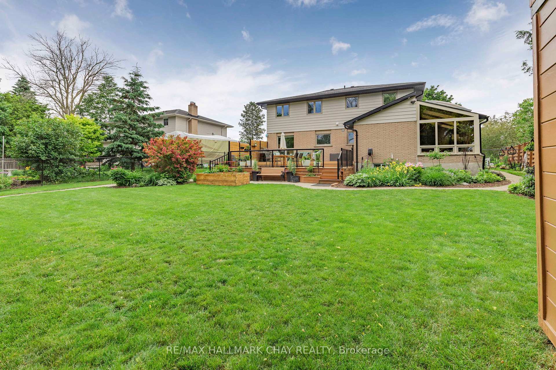 Photo 42 of 4 Garibaldi Street, Innisfil, Cookstown — HOMEH