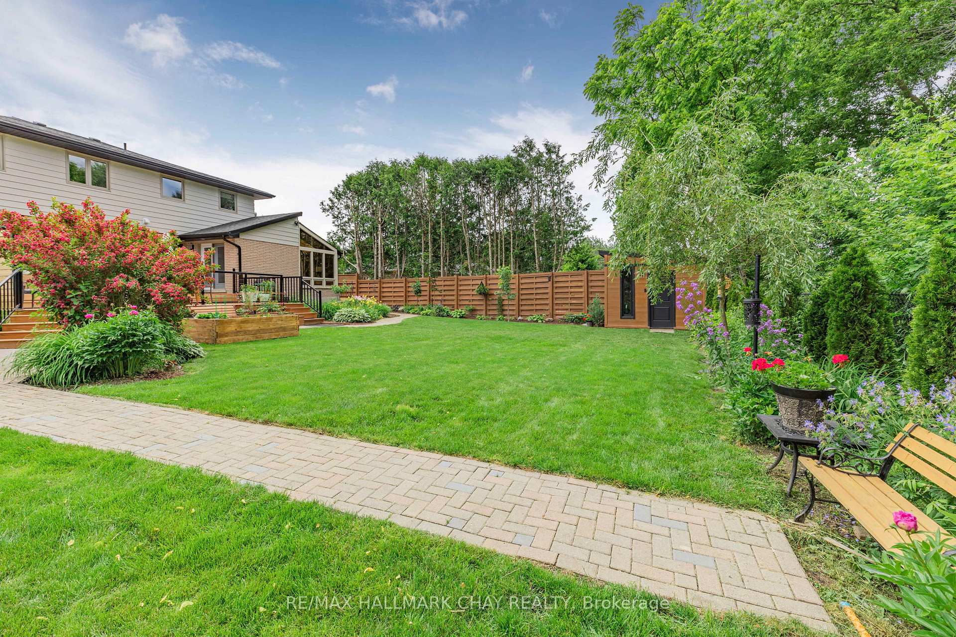 Photo 43 of 4 Garibaldi Street, Innisfil, Cookstown — HOMEH