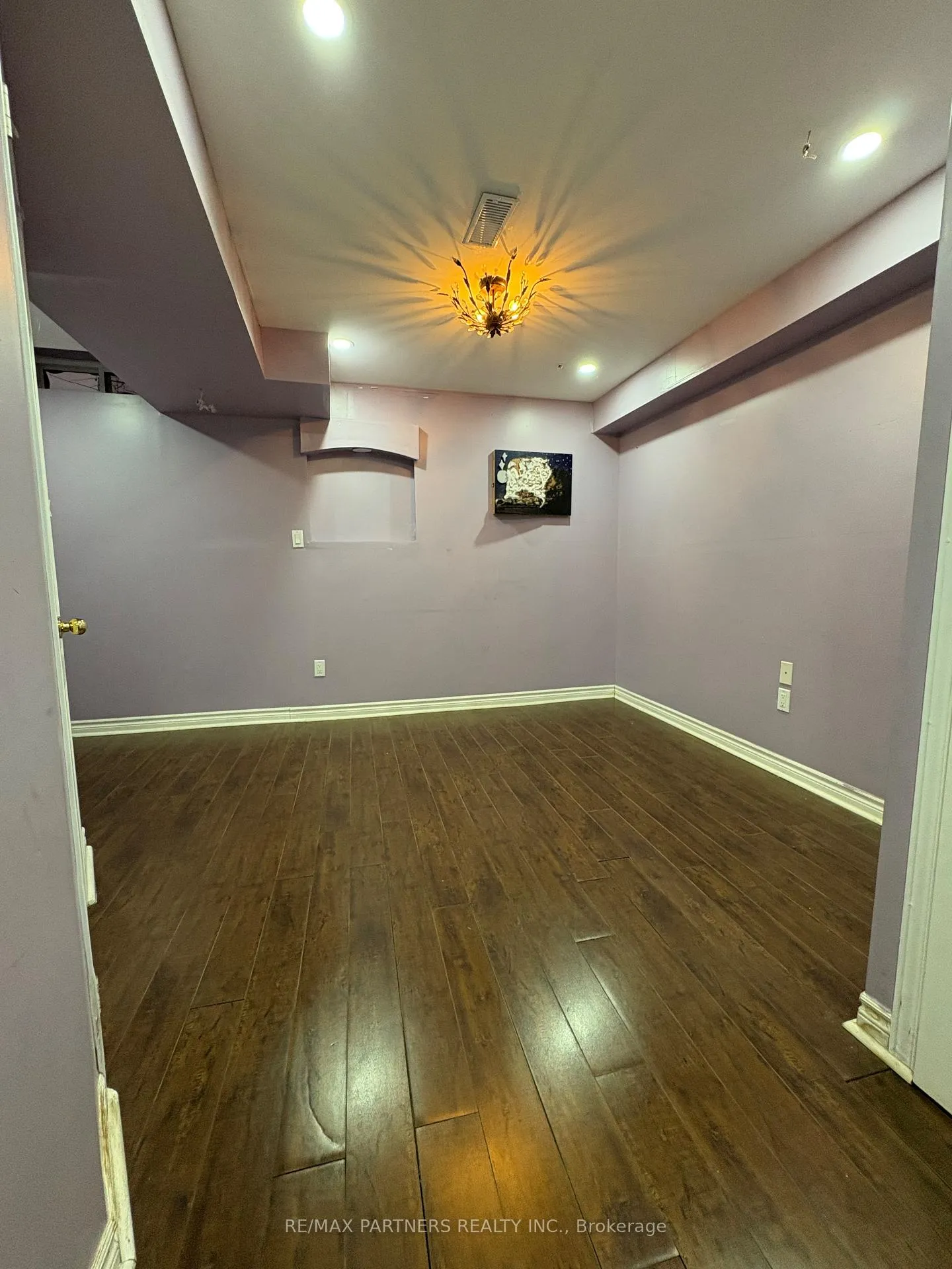 Photo 7 of 109 Rainbow Valley Crescent, Markham, Greensborough — HOMEH