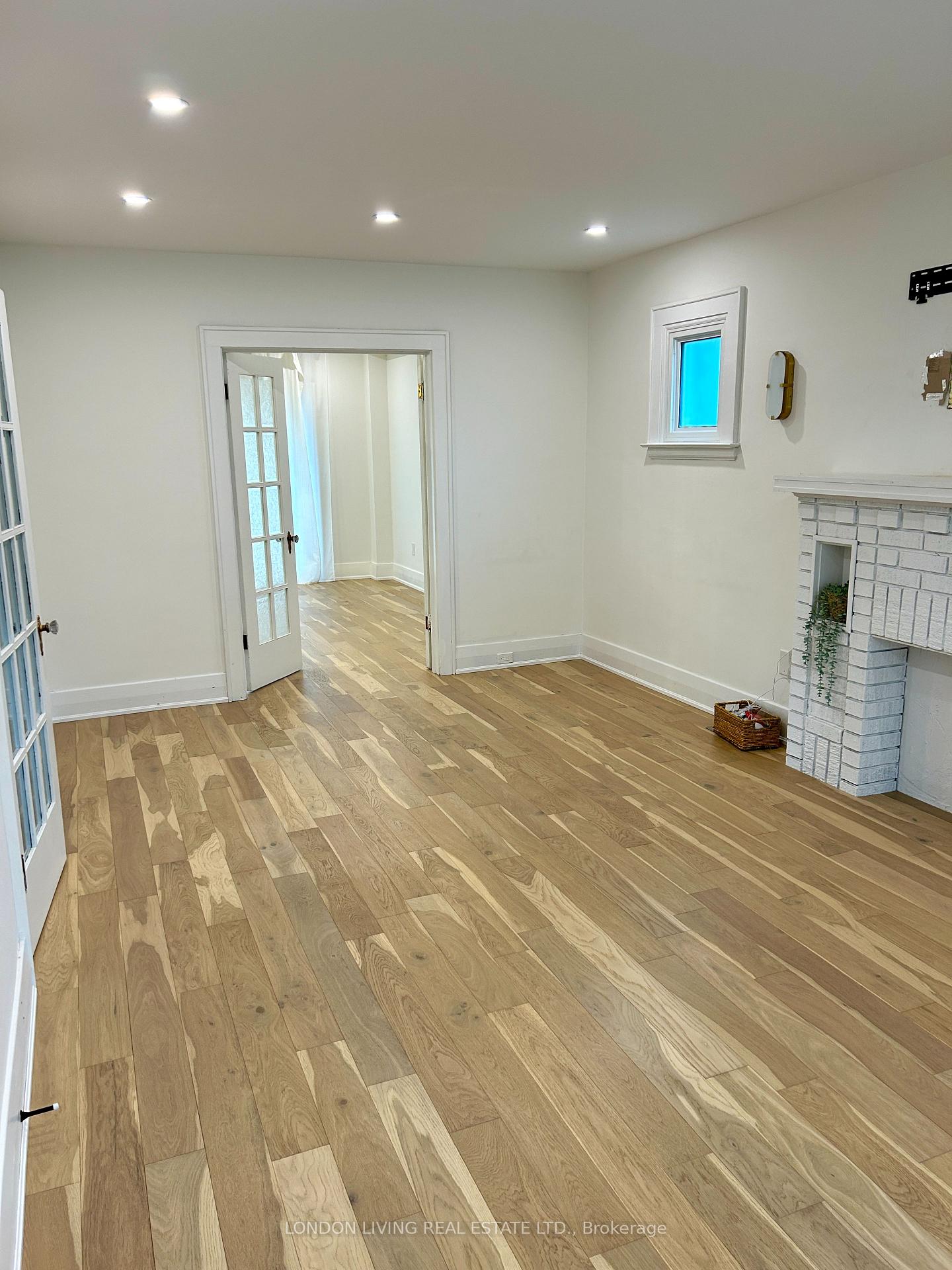Photo 4 of 36 Askin Street, London, South F — HOMEH