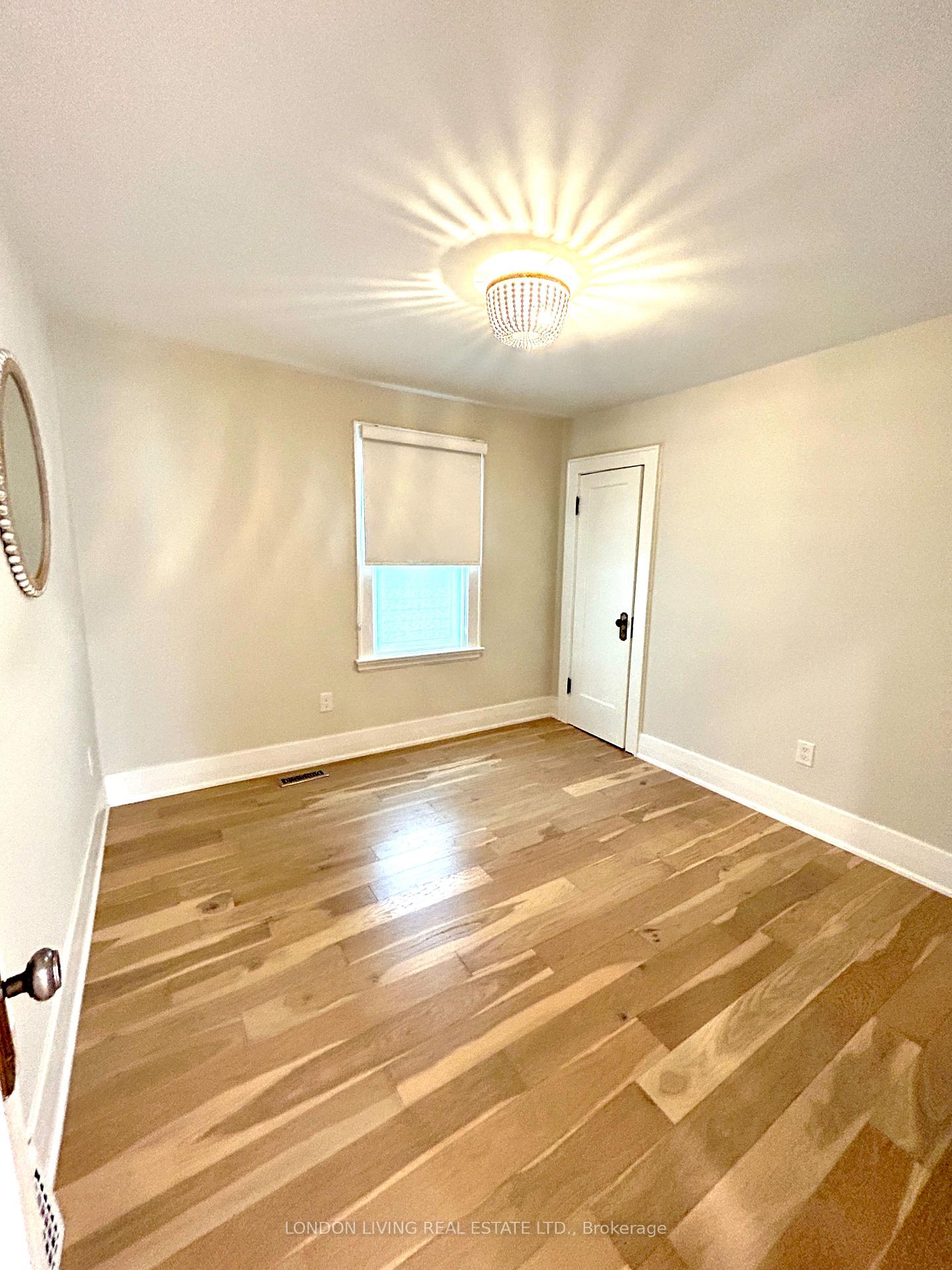 Photo 12 of 36 Askin Street, London, South F — HOMEH