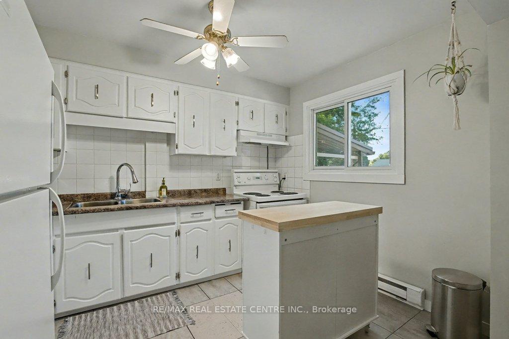 Photo 7 of 73 Obermeyer Drive, Kitchener — HOMEH