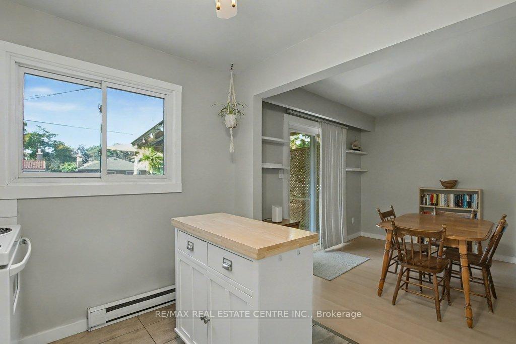 Photo 9 of 73 Obermeyer Drive, Kitchener — HOMEH