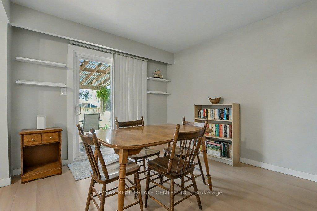 Photo 10 of 73 Obermeyer Drive, Kitchener — HOMEH
