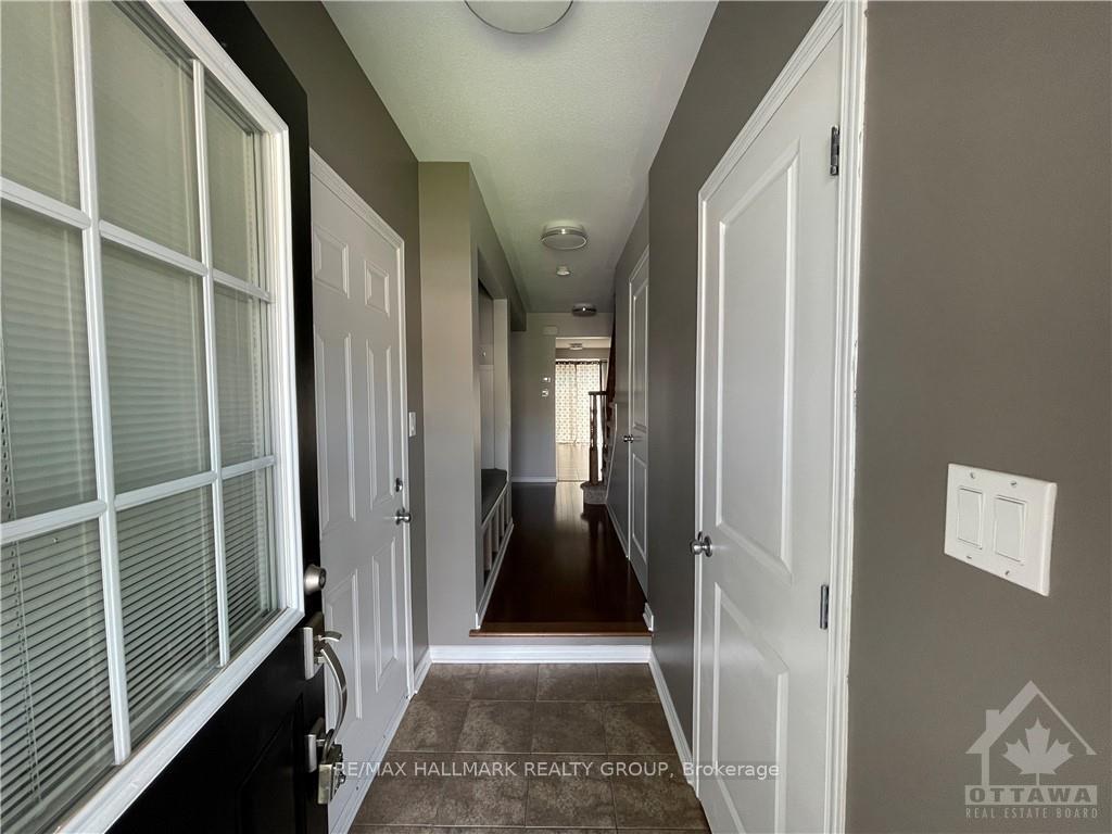 Photo 2 of 303 Tabaret Street, Ottawa, Kanata - Emerald Meadows/Trailwest — HOMEH