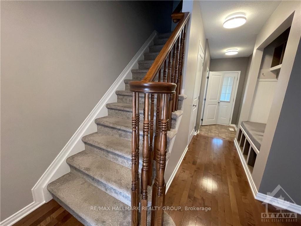 Photo 13 of 303 Tabaret Street, Ottawa, Kanata - Emerald Meadows/Trailwest — HOMEH