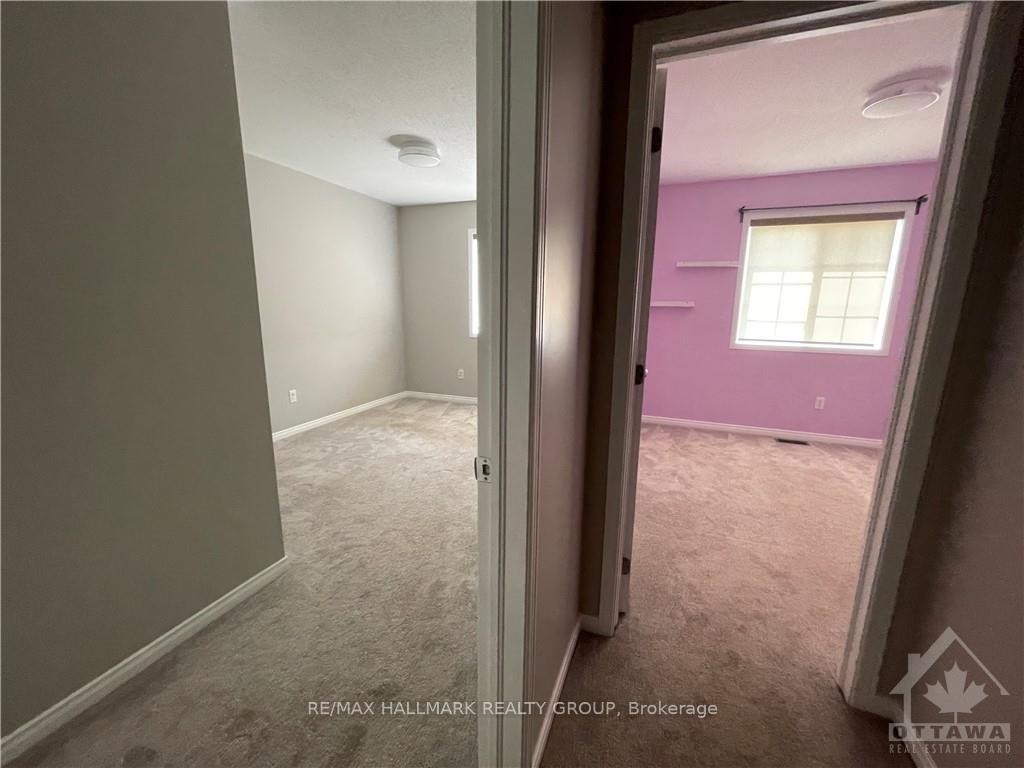 Photo 16 of 303 Tabaret Street, Ottawa, Kanata - Emerald Meadows/Trailwest — HOMEH