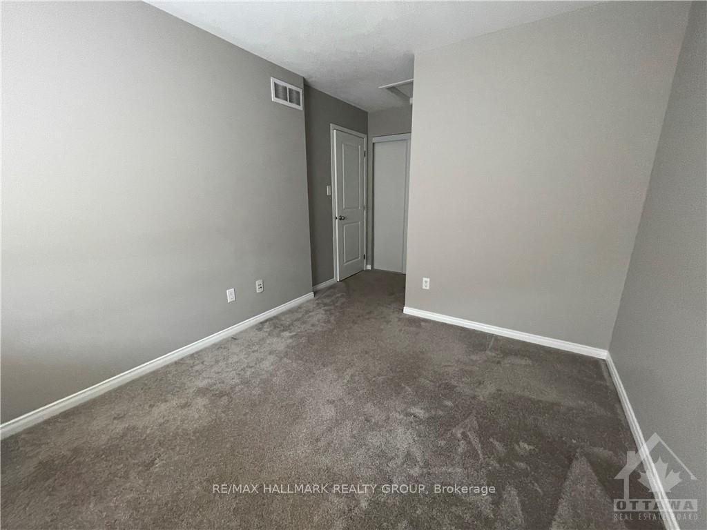 Photo 18 of 303 Tabaret Street, Ottawa, Kanata - Emerald Meadows/Trailwest — HOMEH