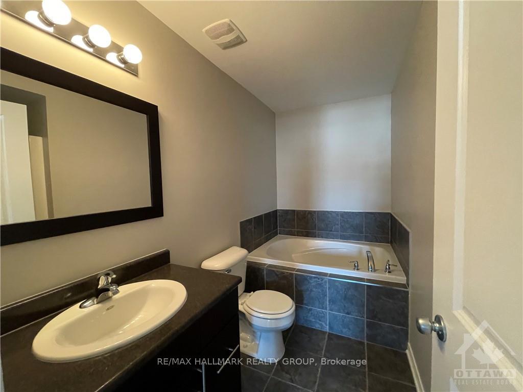 Photo 21 of 303 Tabaret Street, Ottawa, Kanata - Emerald Meadows/Trailwest — HOMEH