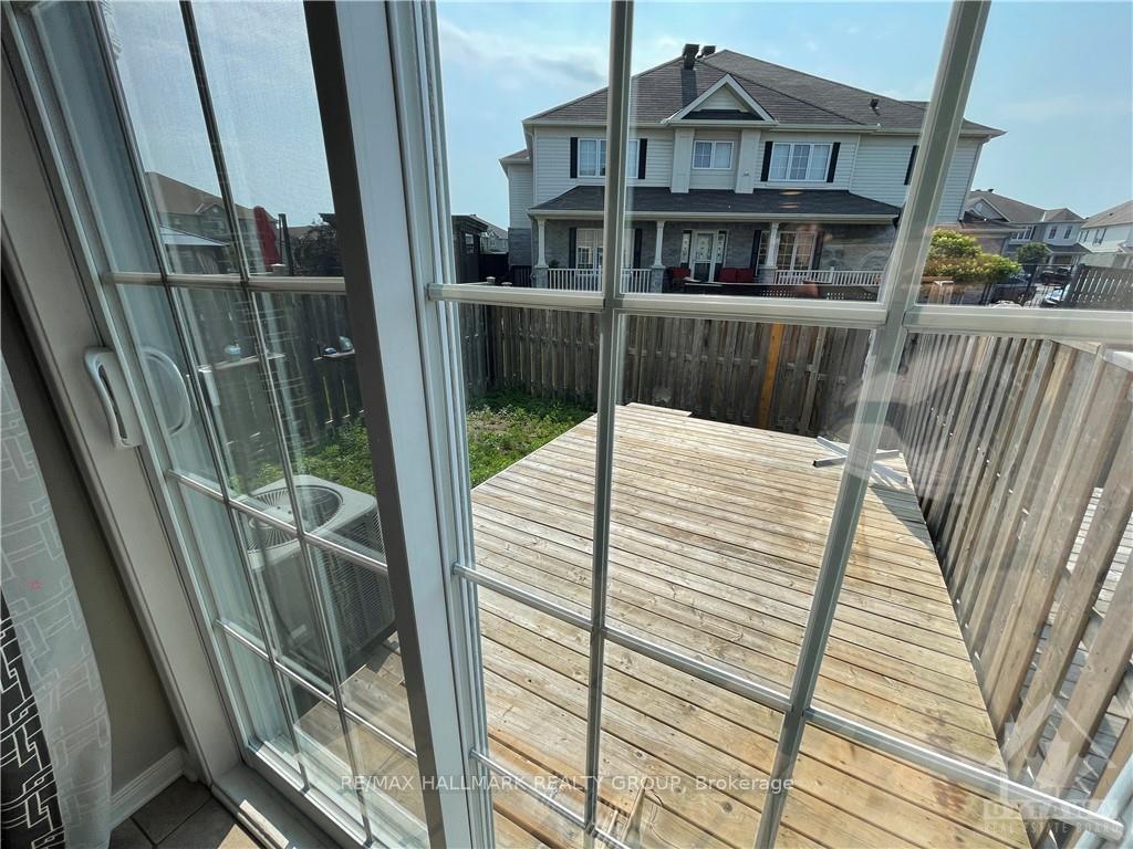 Photo 24 of 303 Tabaret Street, Ottawa, Kanata - Emerald Meadows/Trailwest — HOMEH