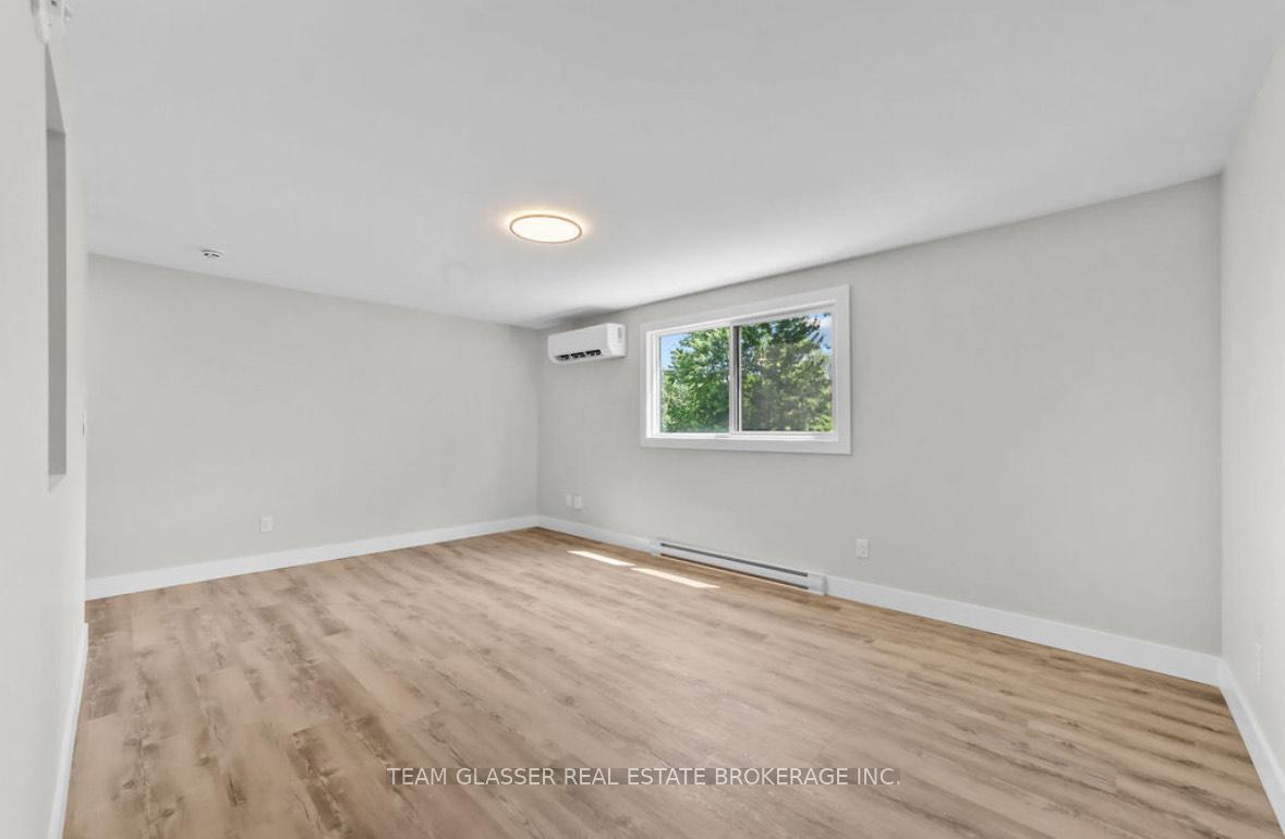 Photo 5 of Unit Unit 3A, 400 Scenic Drive, London, South J — HOMEH