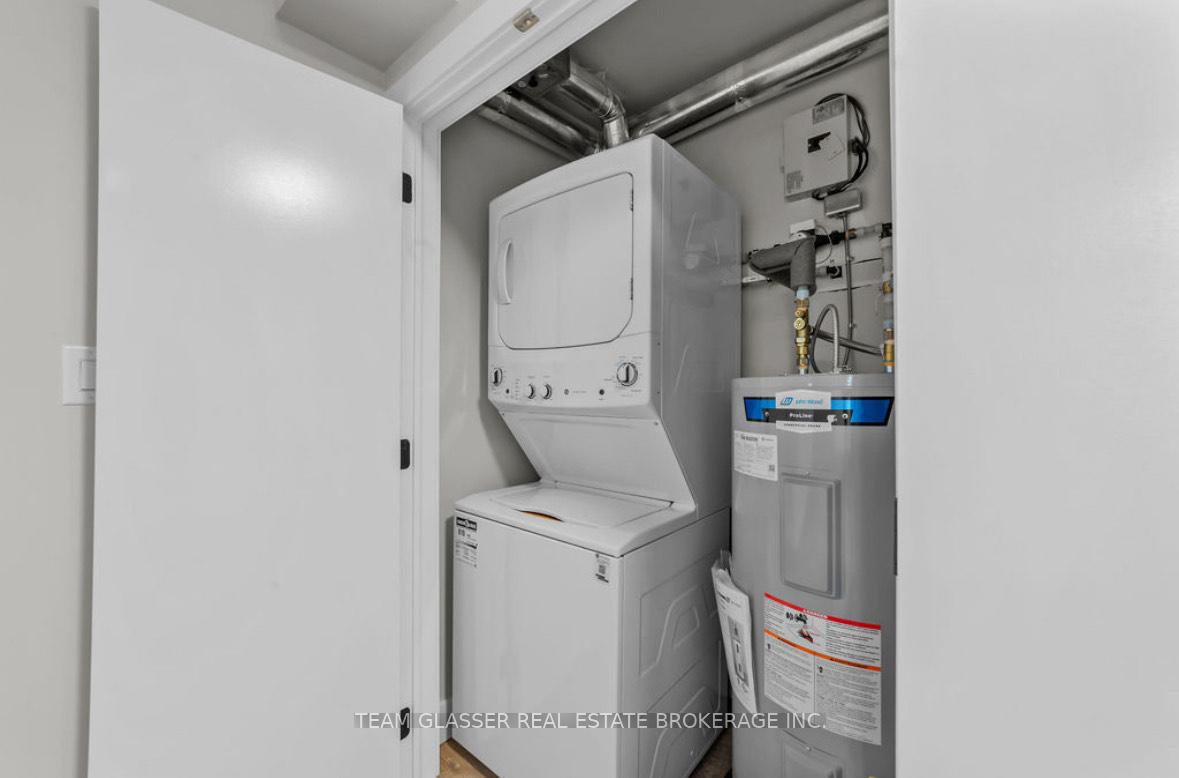 Photo 8 of Unit Unit 3A, 400 Scenic Drive, London, South J — HOMEH