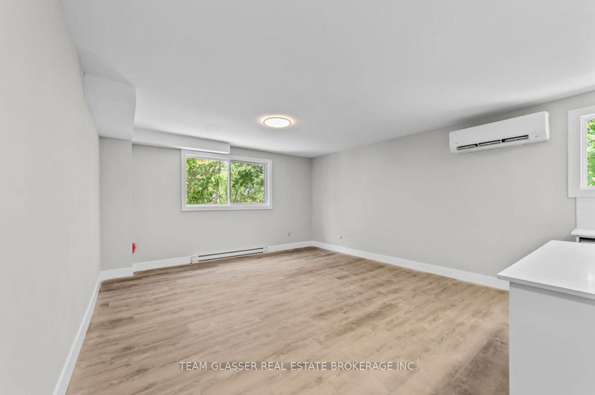 Photo 12 of Unit Unit 3A, 400 Scenic Drive, London, South J — HOMEH