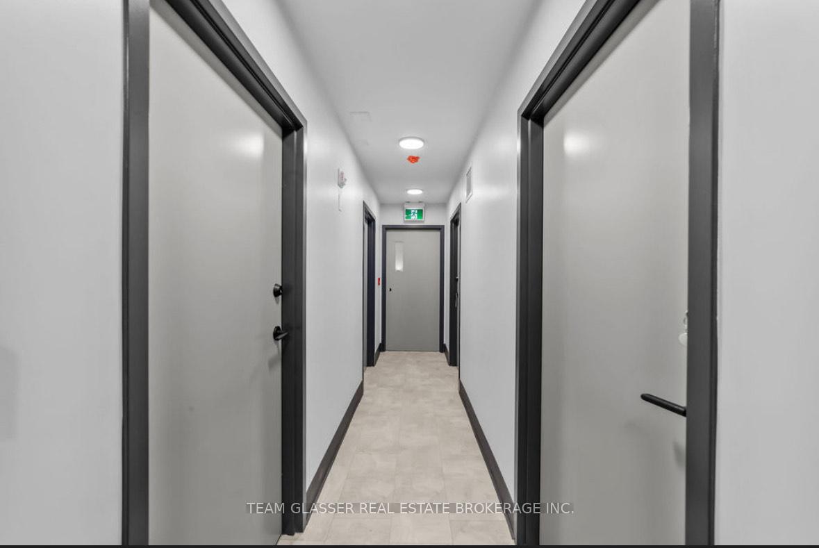 Photo 13 of Unit Unit 3A, 400 Scenic Drive, London, South J — HOMEH