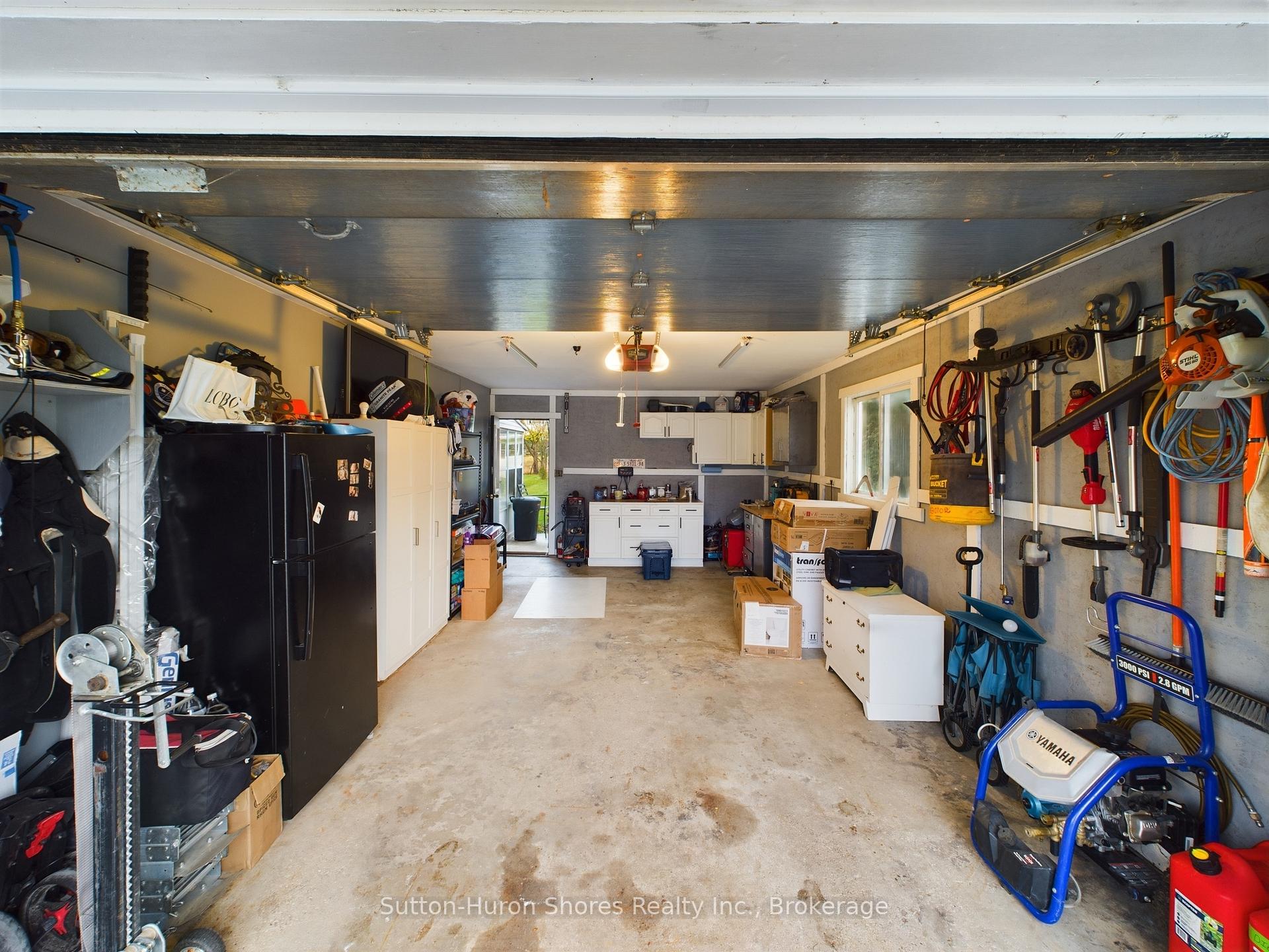 Photo 11 of 10 Smith Street, Kincardine — HOMEH
