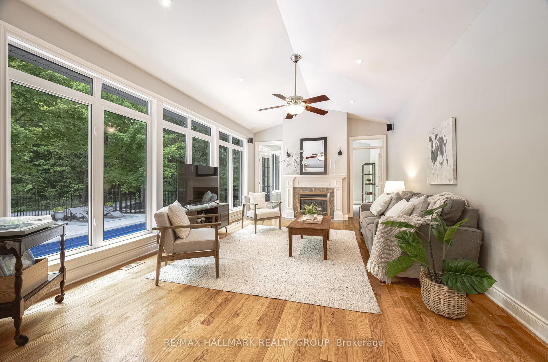 Photo 15 of 1431 Duchess Crescent, Ottawa, Manotick East to Manotick Station — HOMEH