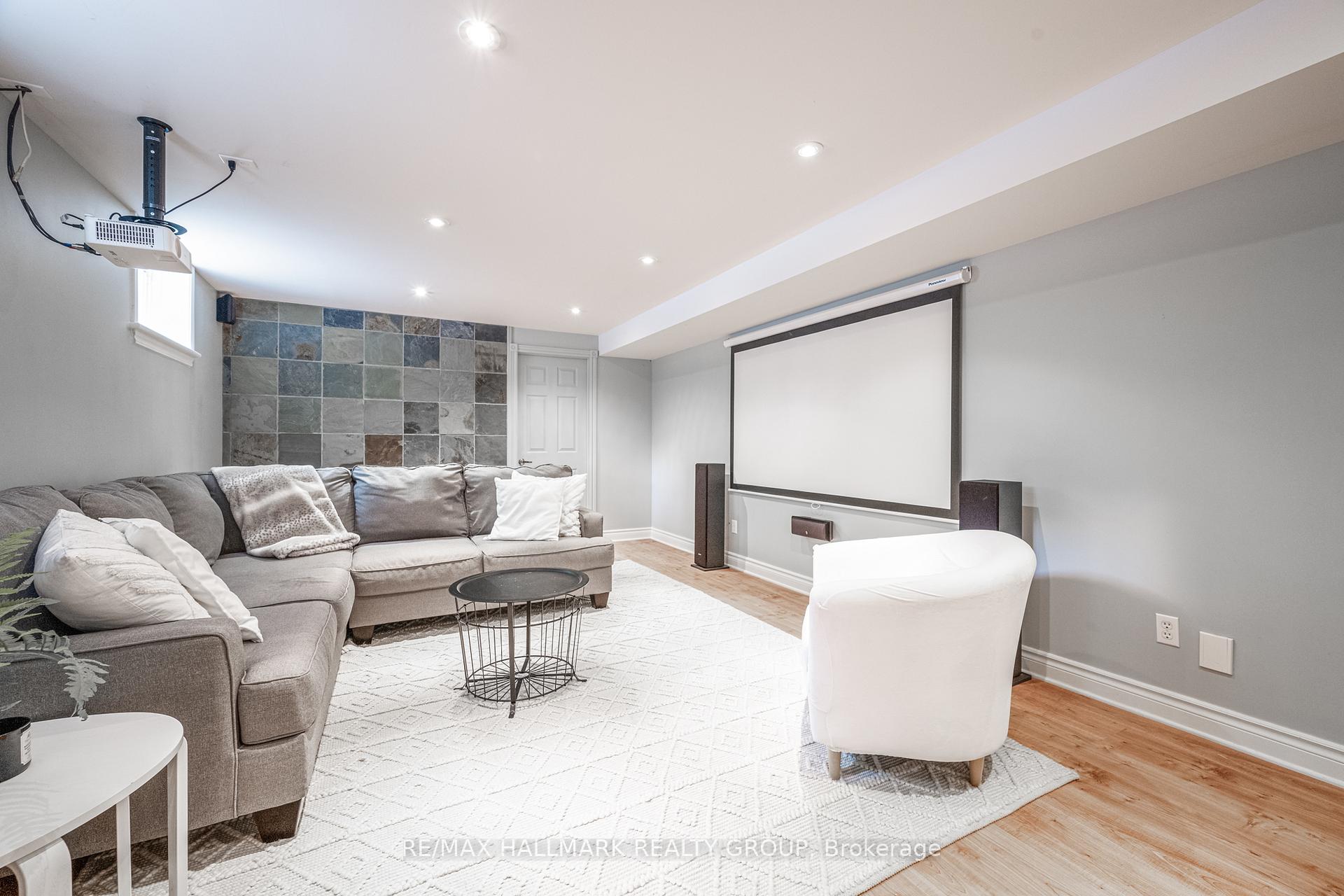 Photo 29 of 1431 Duchess Crescent, Ottawa, Manotick East to Manotick Station — HOMEH